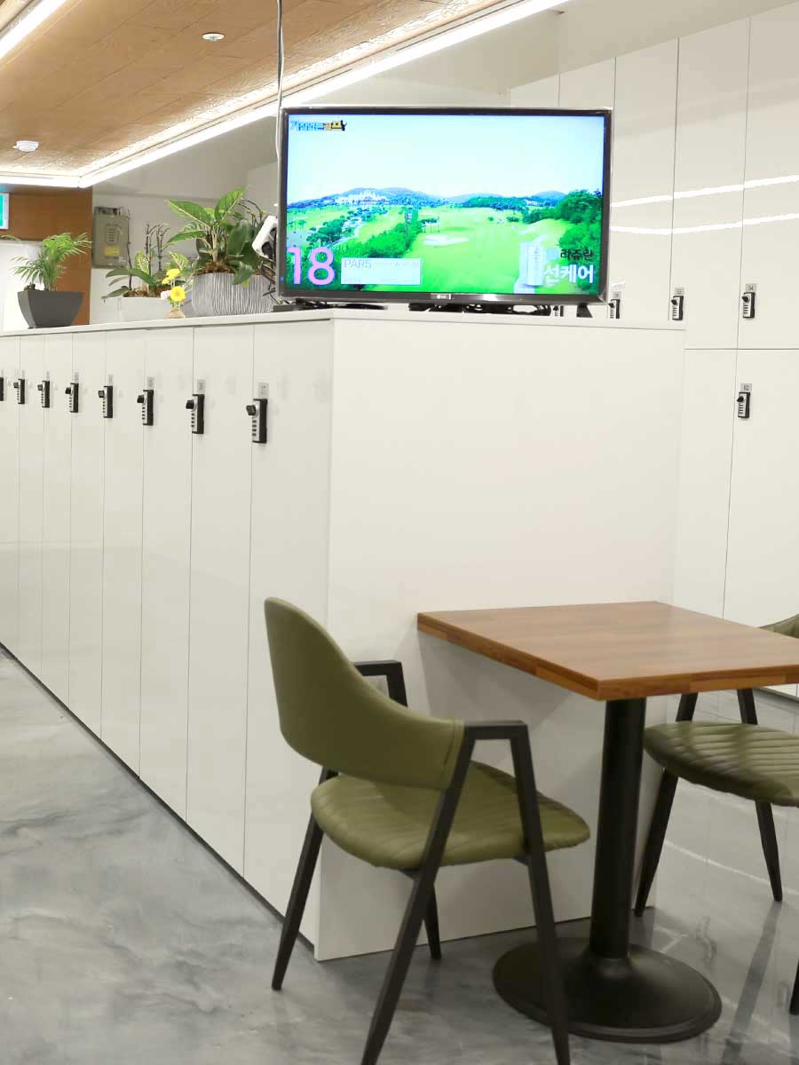 html5 bootstrap by colorlib.com